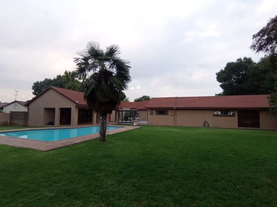 3 Bedroom Property for Sale in Three Rivers East Gauteng