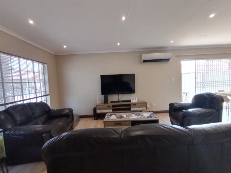 3 Bedroom Property for Sale in Risiville Gauteng