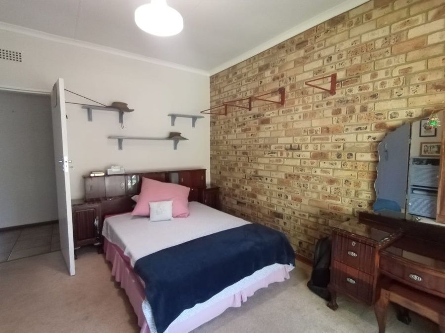 4 Bedroom Property for Sale in Three Rivers East Gauteng