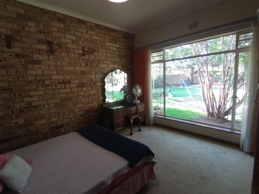 4 Bedroom Property for Sale in Three Rivers East Gauteng