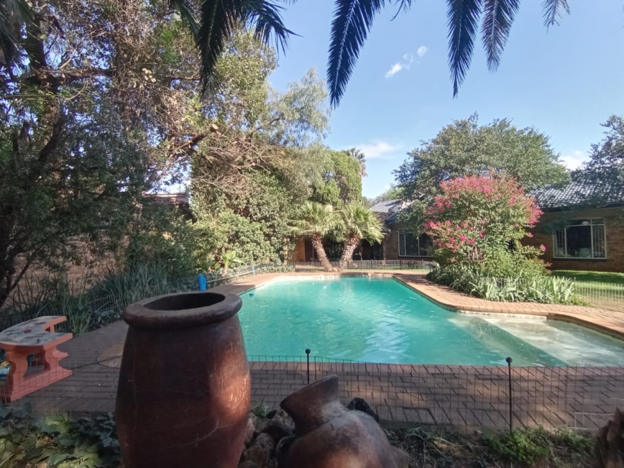 4 Bedroom Property for Sale in Three Rivers East Gauteng