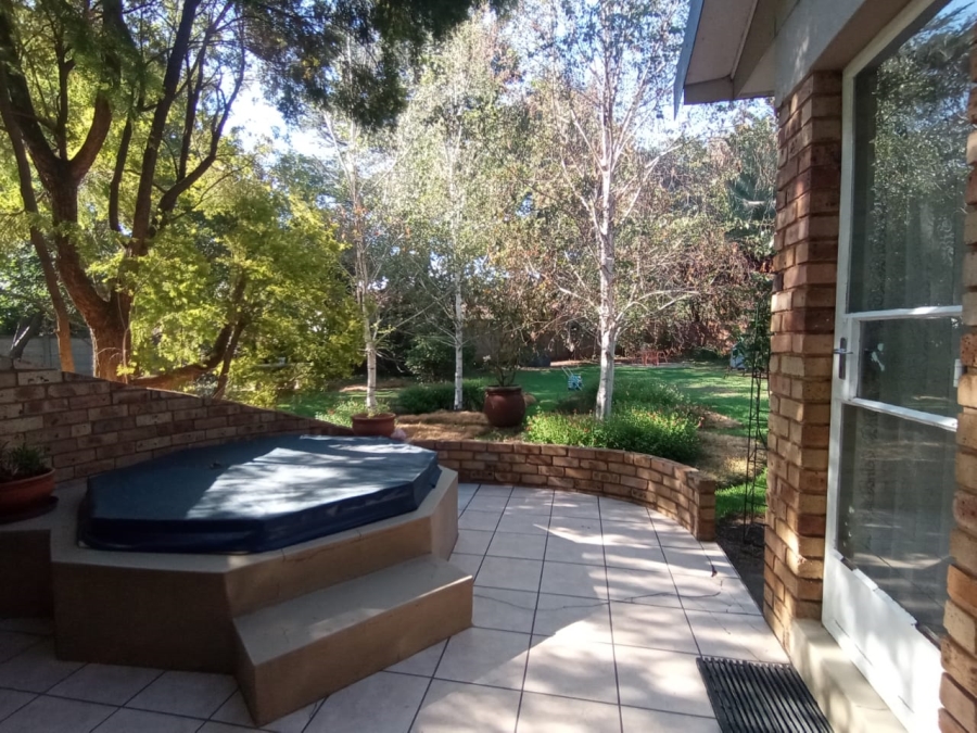 4 Bedroom Property for Sale in Three Rivers East Gauteng