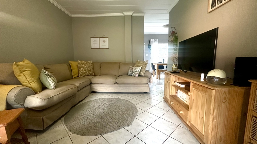 2 Bedroom Property for Sale in Highveld Gauteng