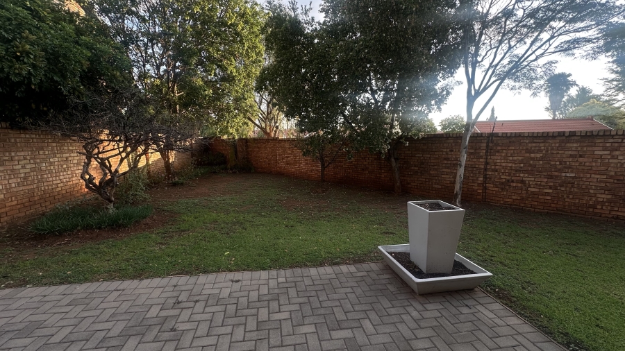 2 Bedroom Property for Sale in Highveld Gauteng