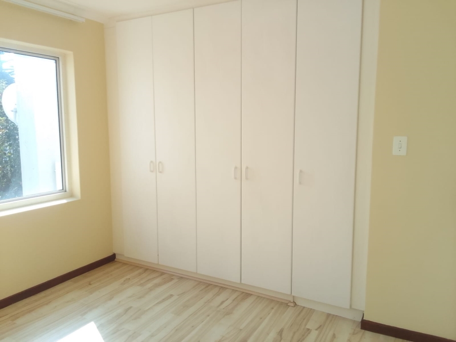 To Let 2 Bedroom Property for Rent in Sunninghill Gauteng