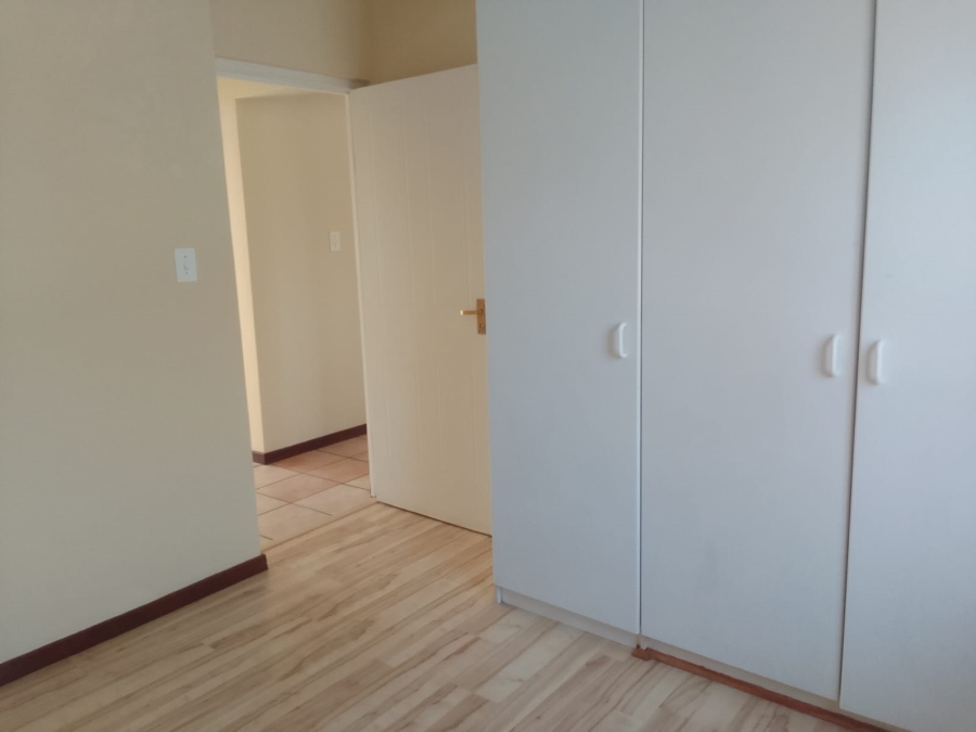 To Let 2 Bedroom Property for Rent in Sunninghill Gauteng