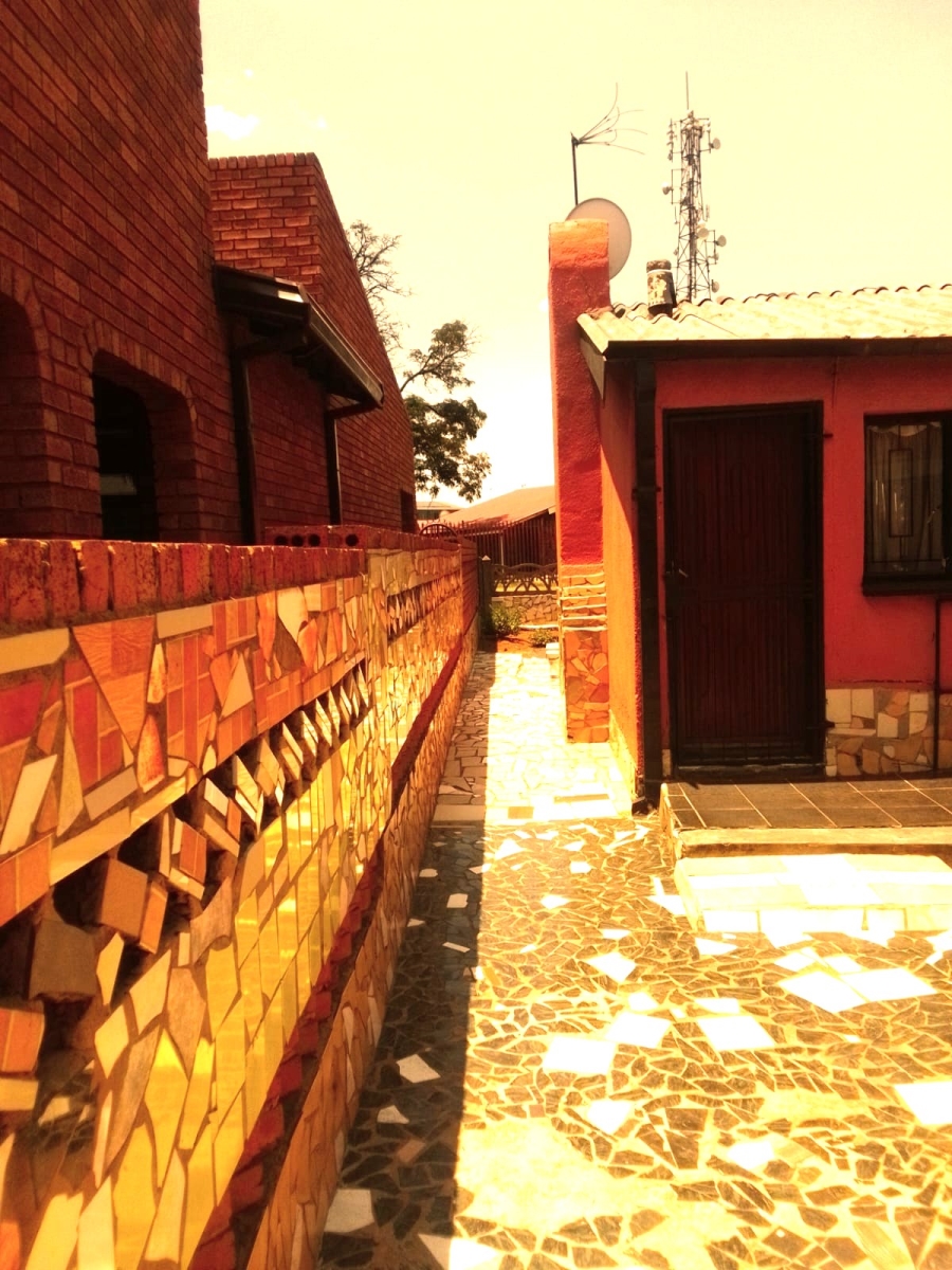 3 Bedroom Property for Sale in Hlongwane Gauteng