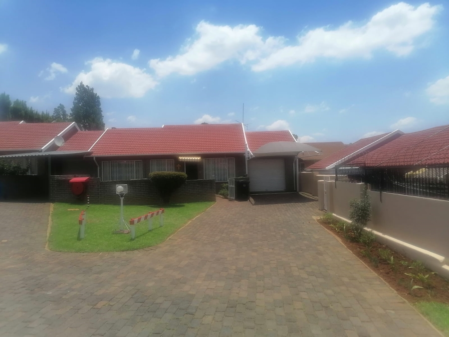 2 Bedroom Property for Sale in Hamberg Gauteng