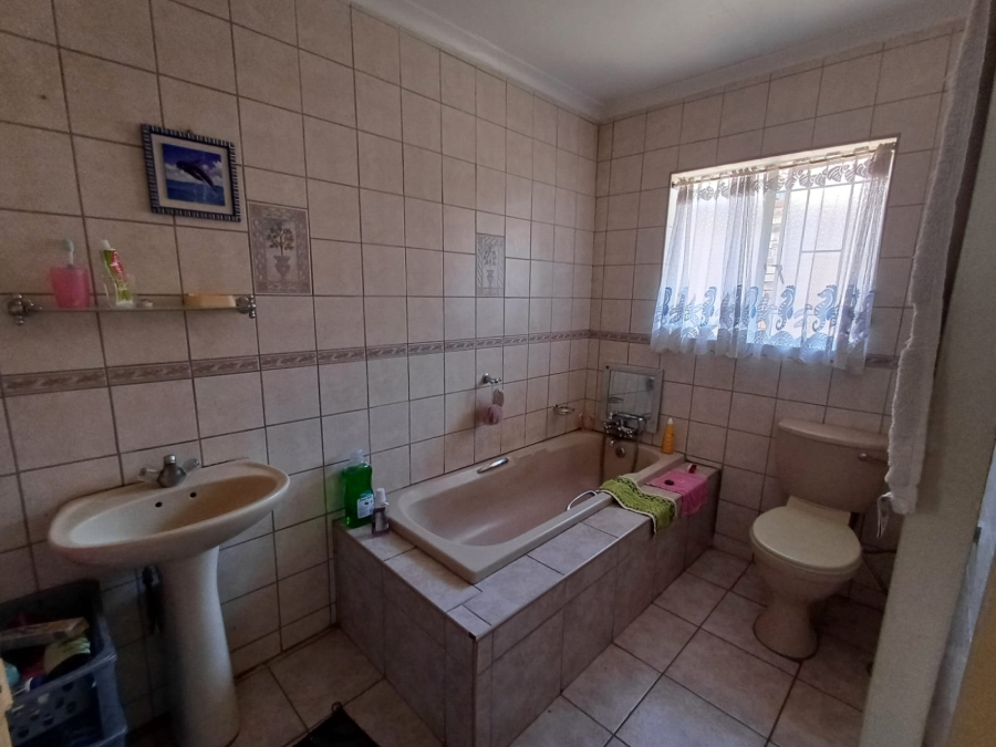 2 Bedroom Property for Sale in Hamberg Gauteng