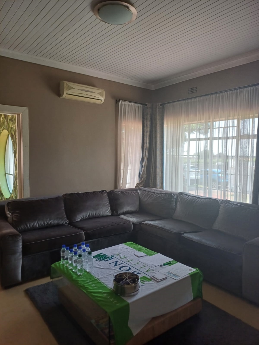 3 Bedroom Property for Sale in Discovery Gauteng