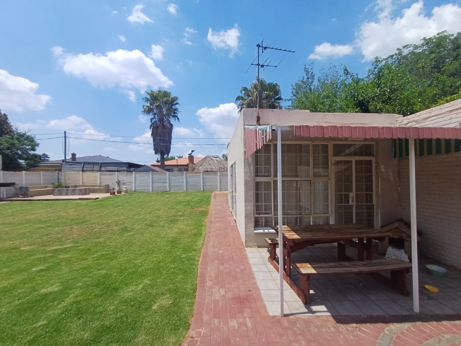 3 Bedroom Property for Sale in Discovery Gauteng