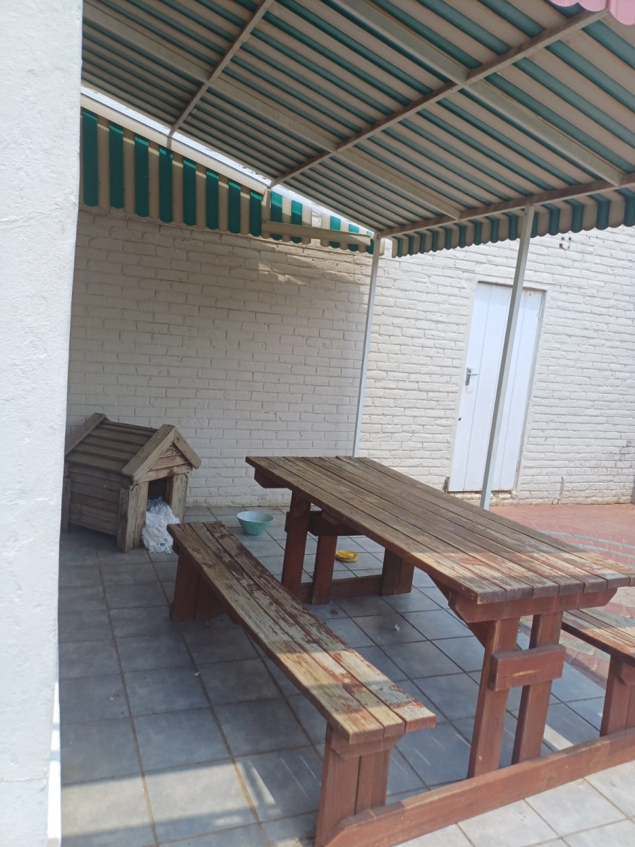 3 Bedroom Property for Sale in Discovery Gauteng