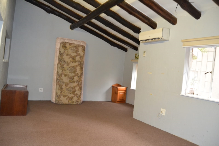 6 Bedroom Property for Sale in Helderkruin Gauteng