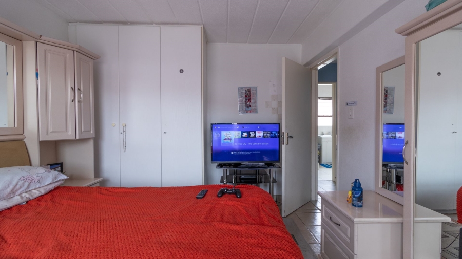 2 Bedroom Property for Sale in Liefde en Vrede Gauteng