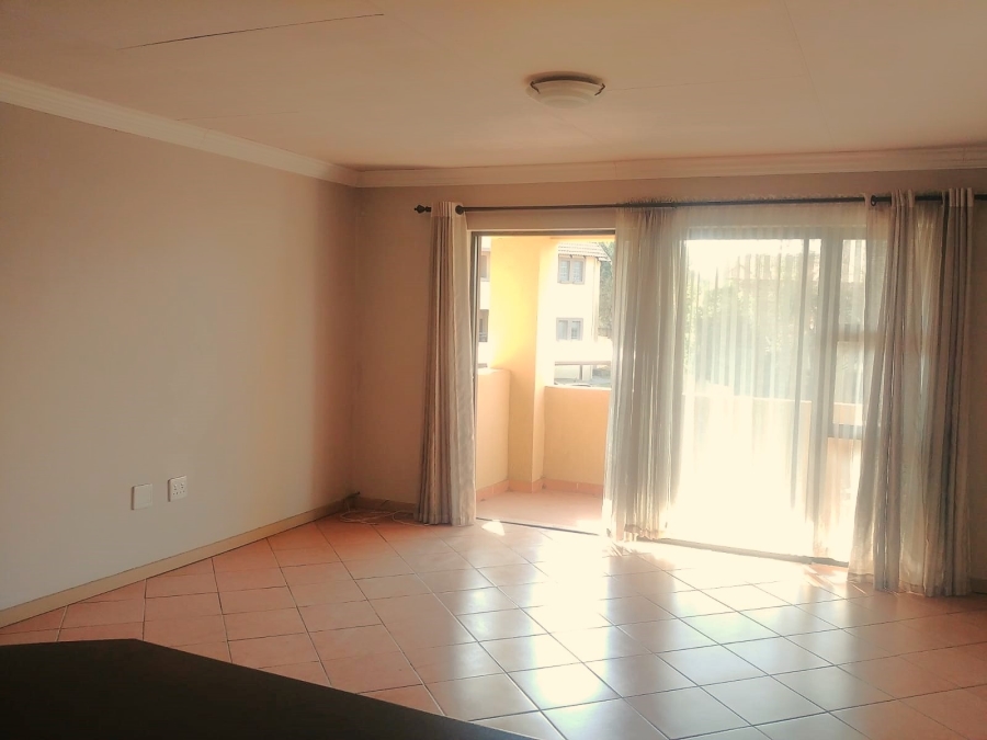 3 Bedroom Property for Sale in Kosmosdal Gauteng