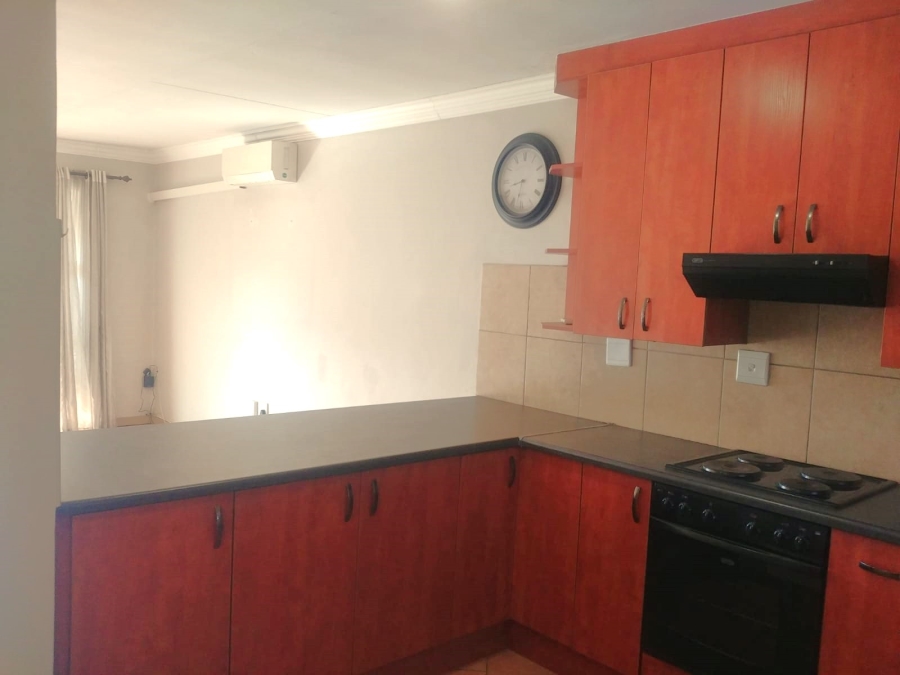 3 Bedroom Property for Sale in Kosmosdal Gauteng