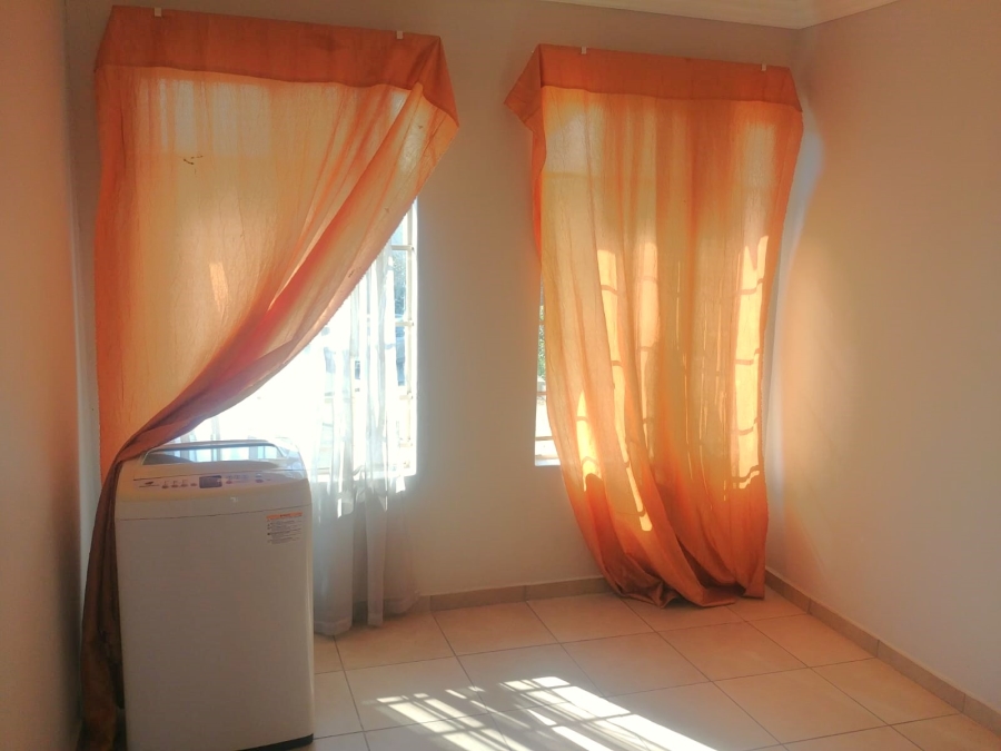 3 Bedroom Property for Sale in Kosmosdal Gauteng