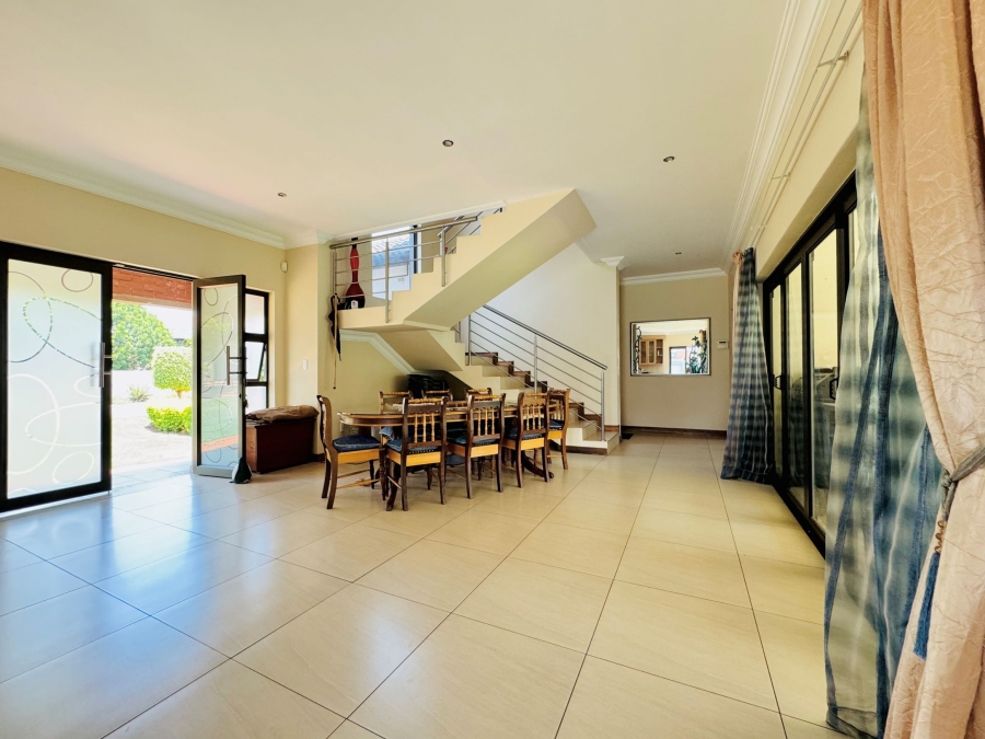 4 Bedroom Property for Sale in Zambezi Country Estate Gauteng