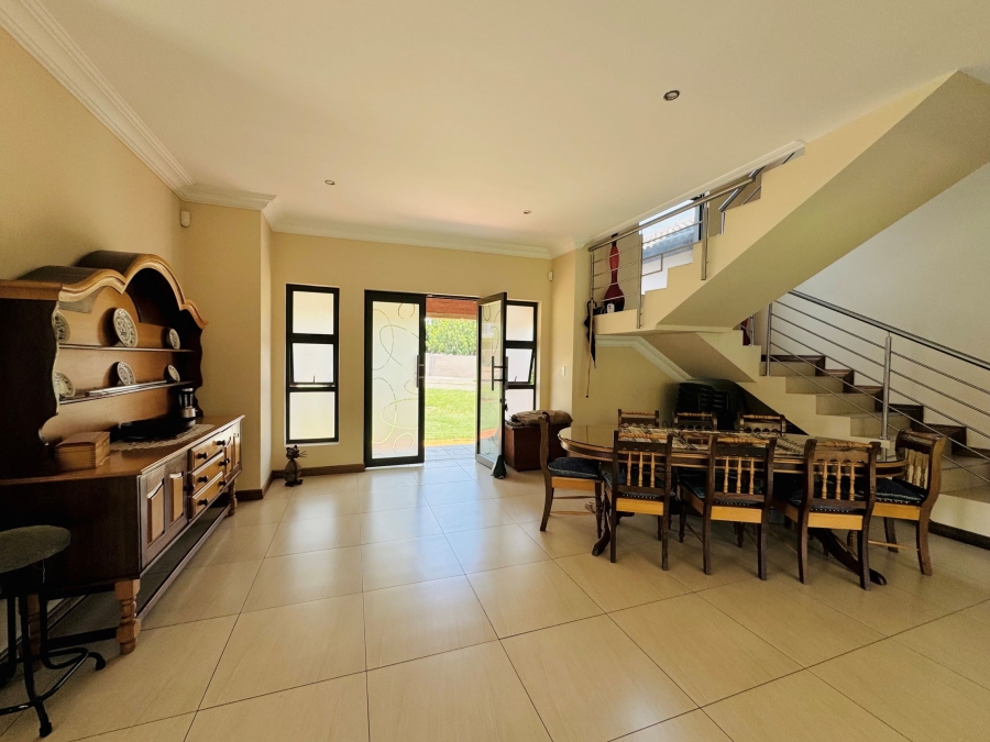 4 Bedroom Property for Sale in Zambezi Country Estate Gauteng