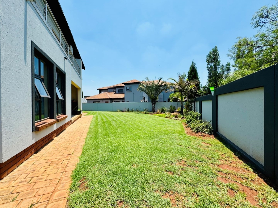 4 Bedroom Property for Sale in Zambezi Country Estate Gauteng