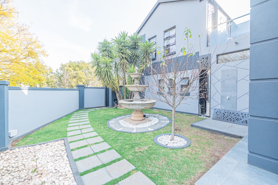 5 Bedroom Property for Sale in Midlands Estate Gauteng