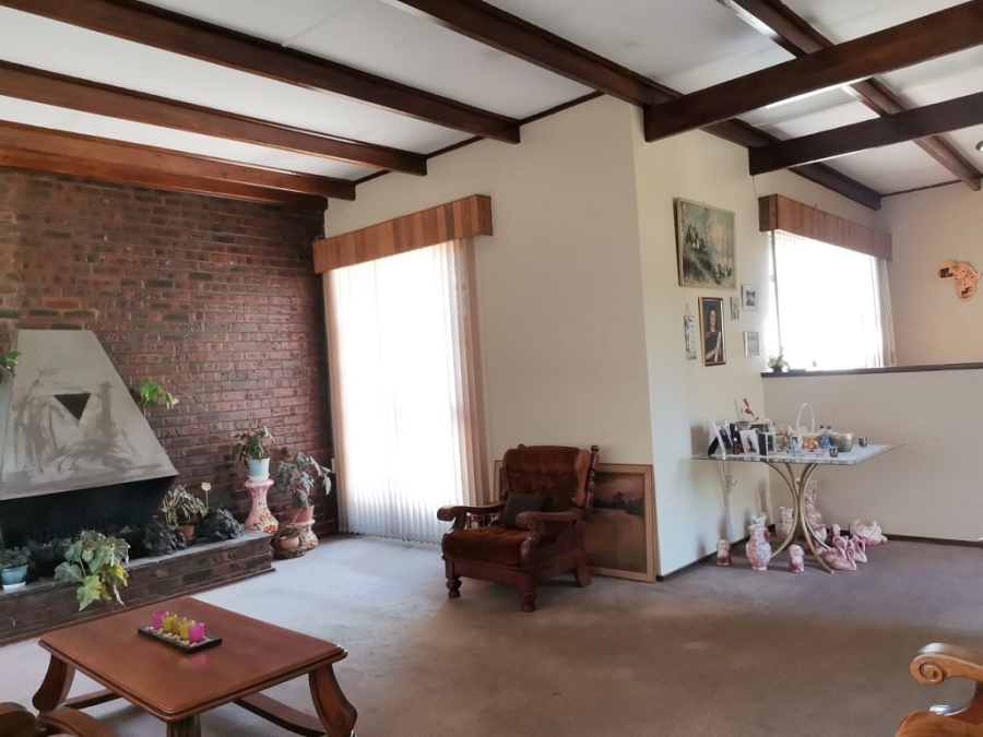 3 Bedroom Property for Sale in Brackenhurst Gauteng