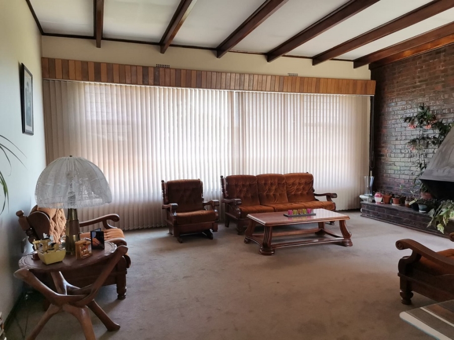 3 Bedroom Property for Sale in Brackenhurst Gauteng