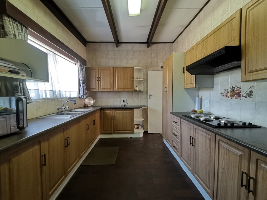 3 Bedroom Property for Sale in Brackenhurst Gauteng