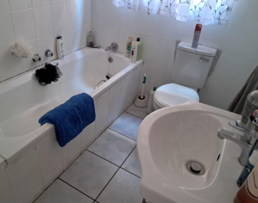 3 Bedroom Property for Sale in Mayberry Park Gauteng