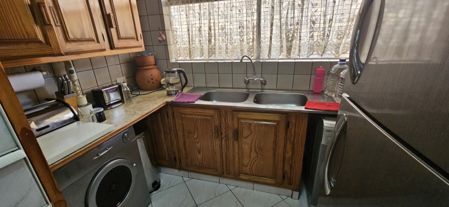 3 Bedroom Property for Sale in New Redruth Gauteng