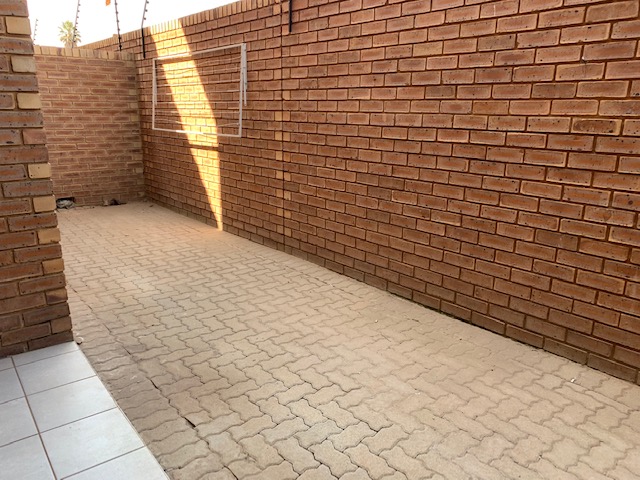 To Let 2 Bedroom Property for Rent in Minnebron Gauteng