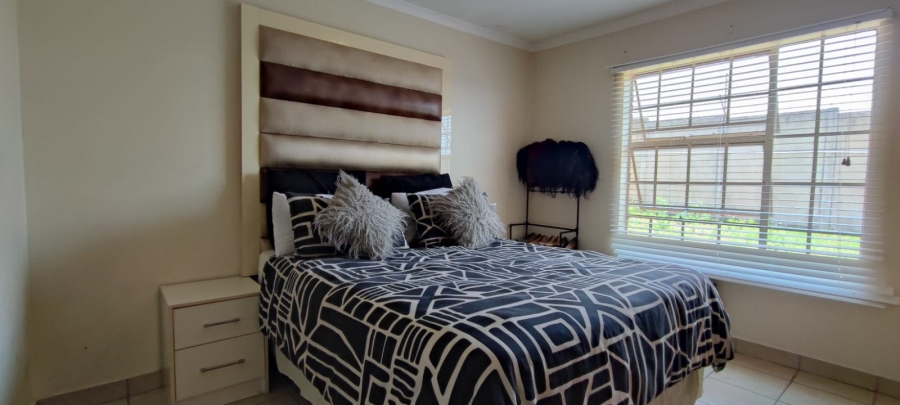 3 Bedroom Property for Sale in Rua Vista Gauteng