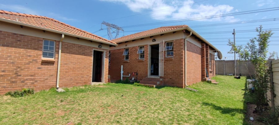 3 Bedroom Property for Sale in Rua Vista Gauteng