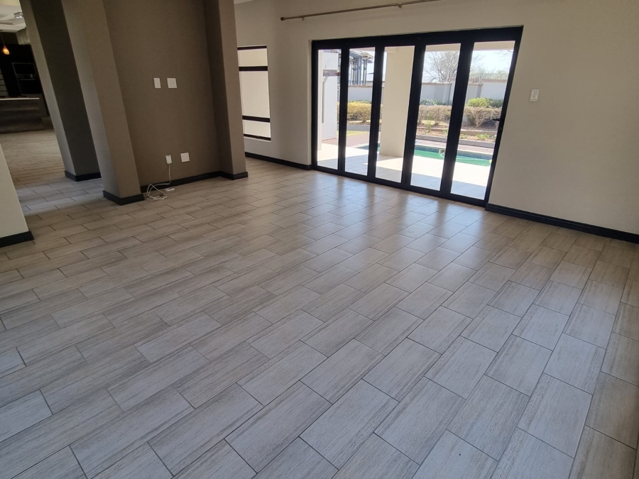 To Let 4 Bedroom Property for Rent in Copperleaf Estate Gauteng