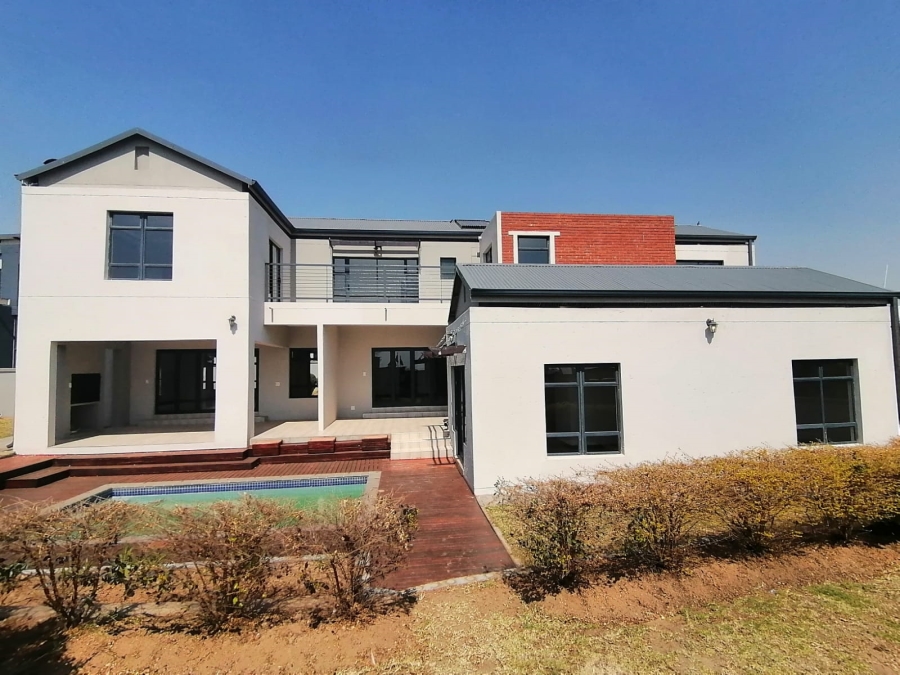 To Let 4 Bedroom Property for Rent in Copperleaf Estate Gauteng