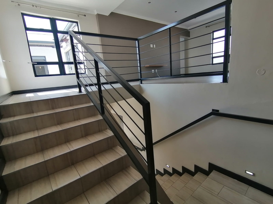 To Let 4 Bedroom Property for Rent in Copperleaf Estate Gauteng