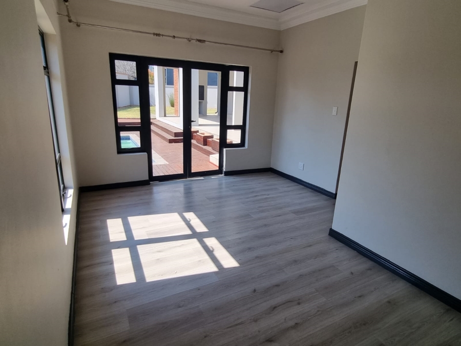 To Let 4 Bedroom Property for Rent in Copperleaf Estate Gauteng