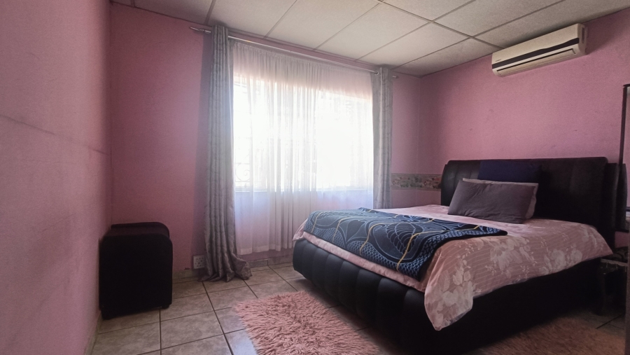 3 Bedroom Property for Sale in Regents Park Gauteng