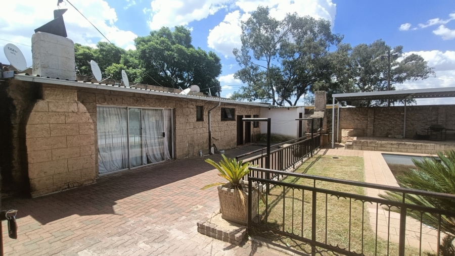 3 Bedroom Property for Sale in Regents Park Gauteng