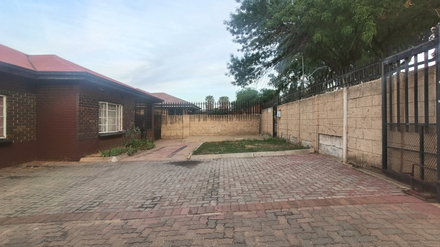 3 Bedroom Property for Sale in Regents Park Gauteng