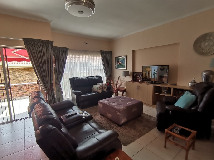 3 Bedroom Property for Sale in Randhart Gauteng