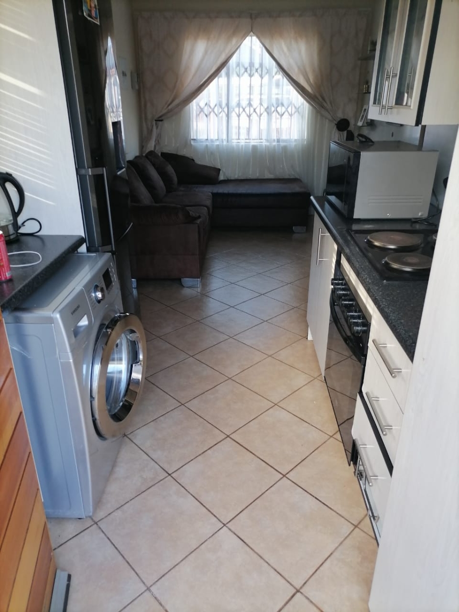 To Let 3 Bedroom Property for Rent in Theresa Park Gauteng