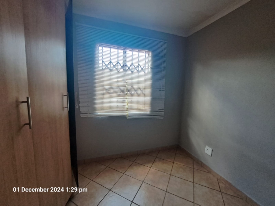 To Let 3 Bedroom Property for Rent in Theresa Park Gauteng