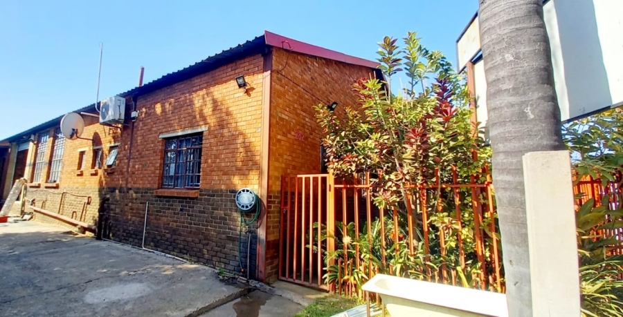 Commercial Property for Sale in Silverton Gauteng