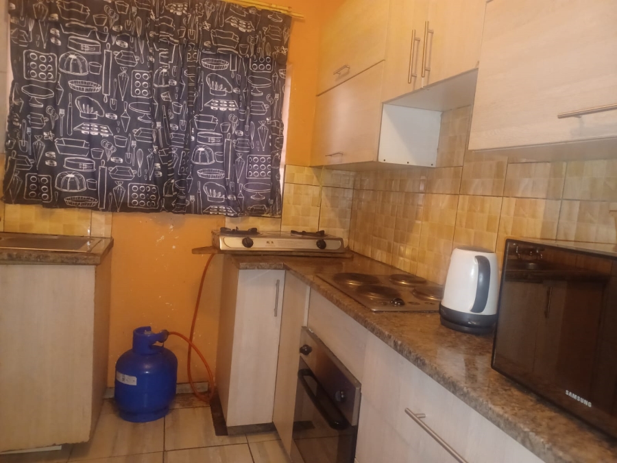 2 Bedroom Property for Sale in Kempton Park Central Gauteng