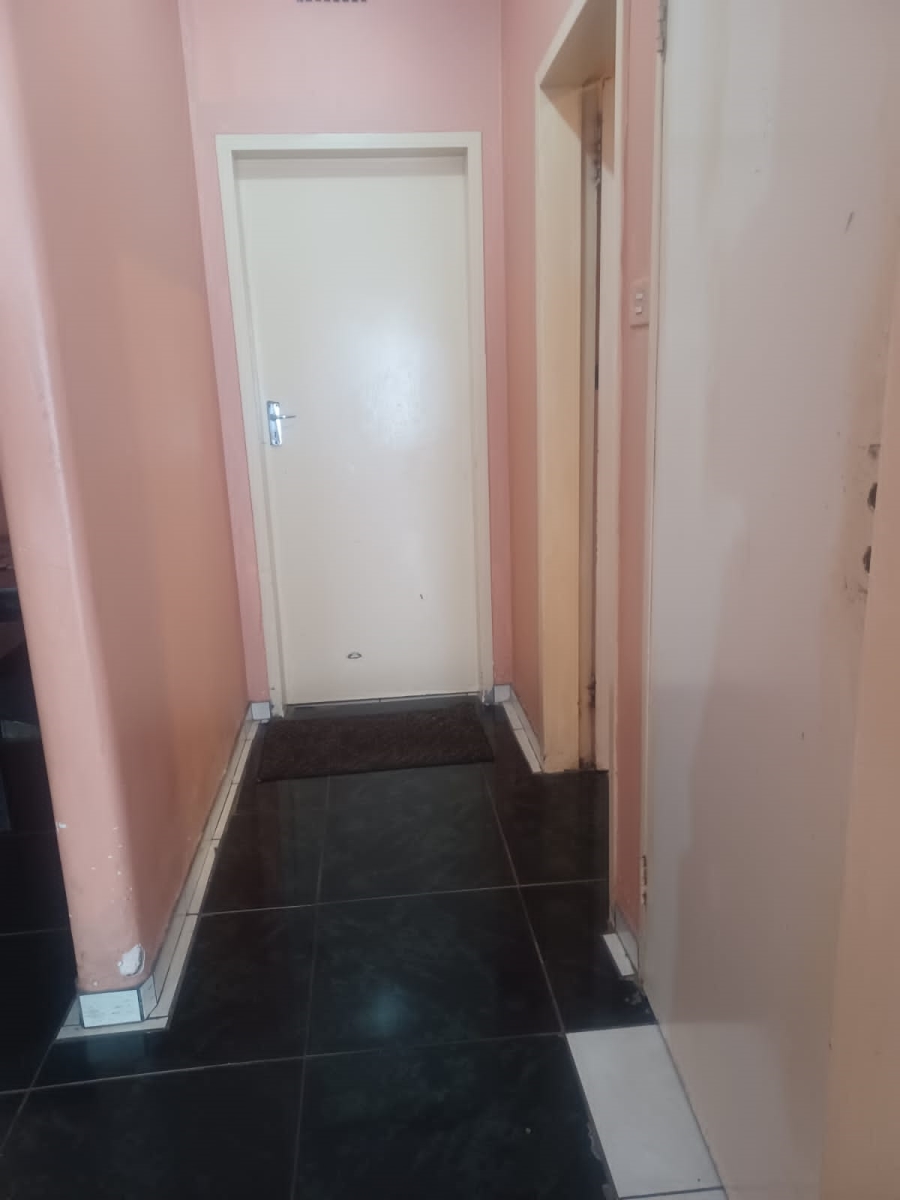 2 Bedroom Property for Sale in Kempton Park Central Gauteng