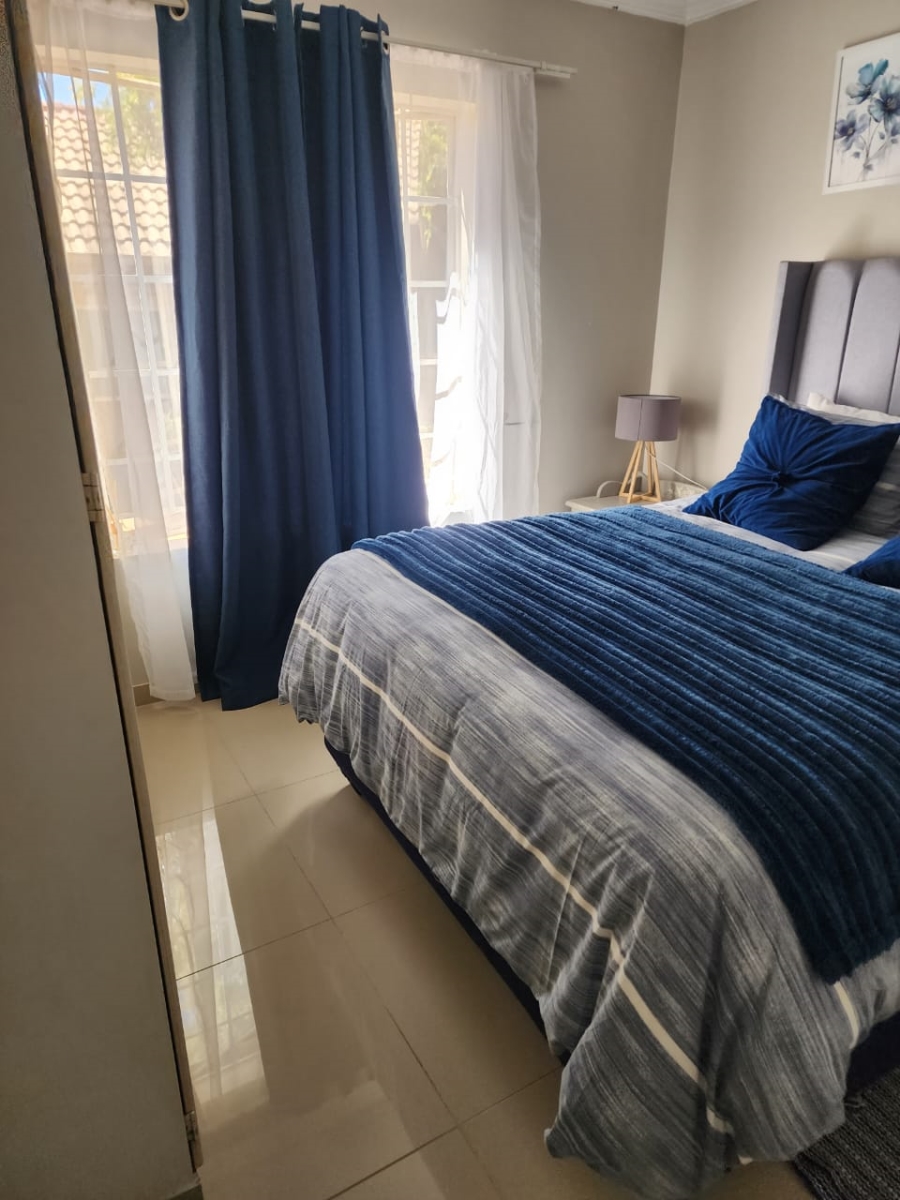 To Let 1 Bedroom Property for Rent in Mooikloof Ridge Gauteng