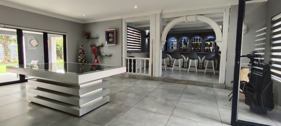 4 Bedroom Property for Sale in Verwoerdpark Gauteng