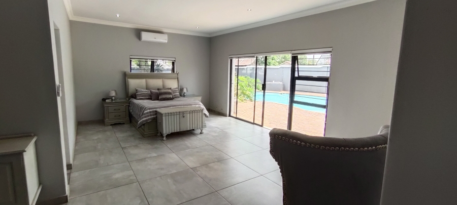 4 Bedroom Property for Sale in Verwoerdpark Gauteng