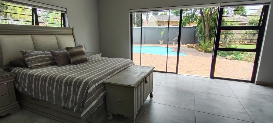 4 Bedroom Property for Sale in Verwoerdpark Gauteng